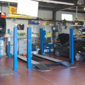 Dr. Auto Tech Shop